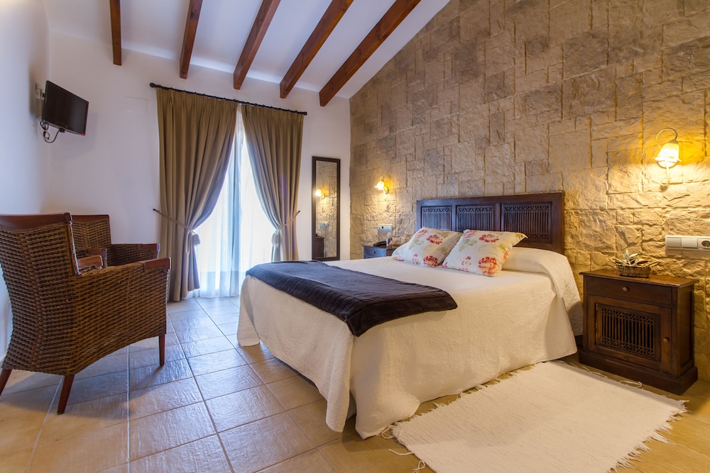 Traditional Double Room, 1 Queen Bed, Balcony - Photo 10