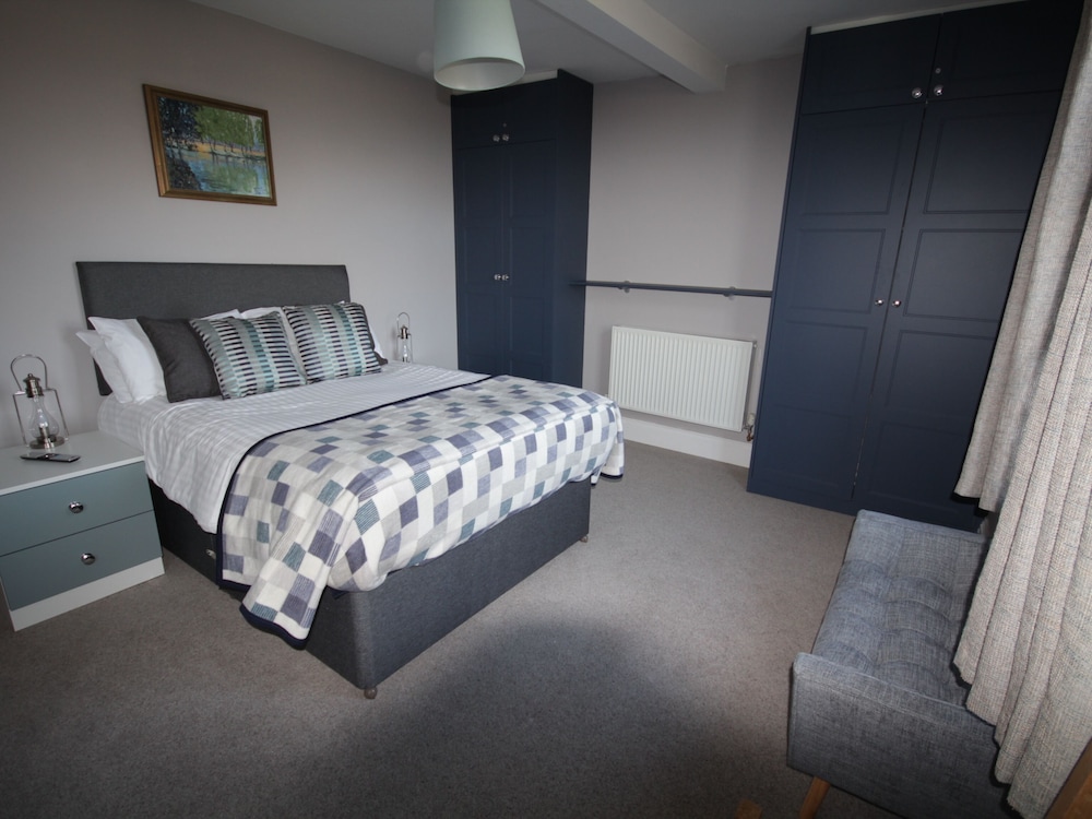 Family Room, Ensuite - Photo 1