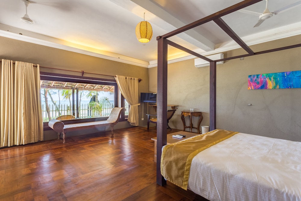 Superior Double Room, 1 Bedroom, Beach View, Sea Facing photo 1