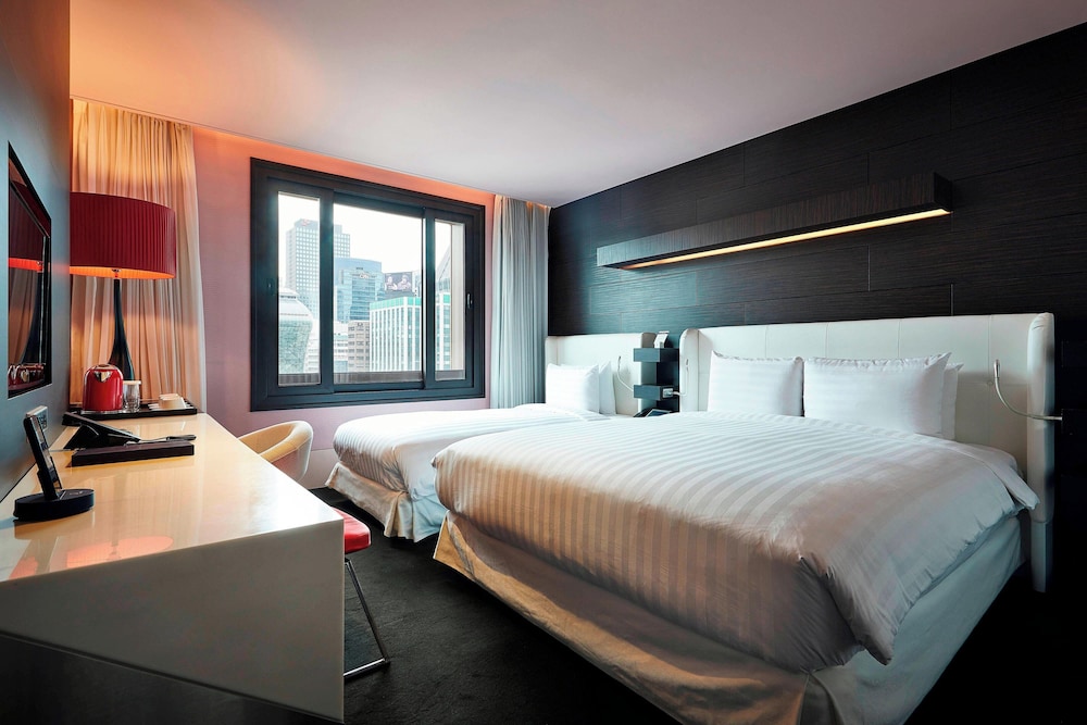 Deluxe Room, 2 Twin Beds, City View - Photo 2