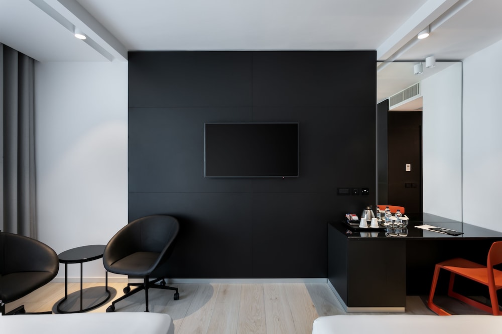 Deluxe Twin Room - Photo 2