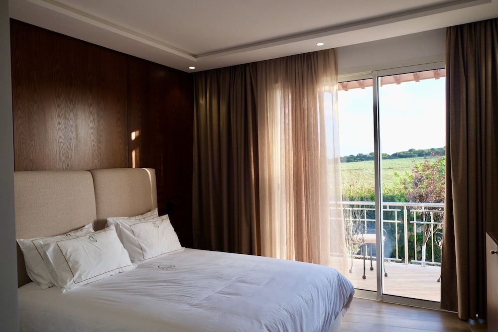 Standard Double or Twin Room photo 2