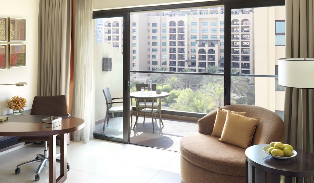 Room, 2 Queen Beds (Fairmont Gold Heritage, Lounge Access)