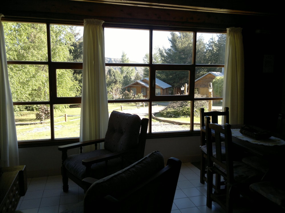 Traditional Cabin, 1 Bedroom photo 2