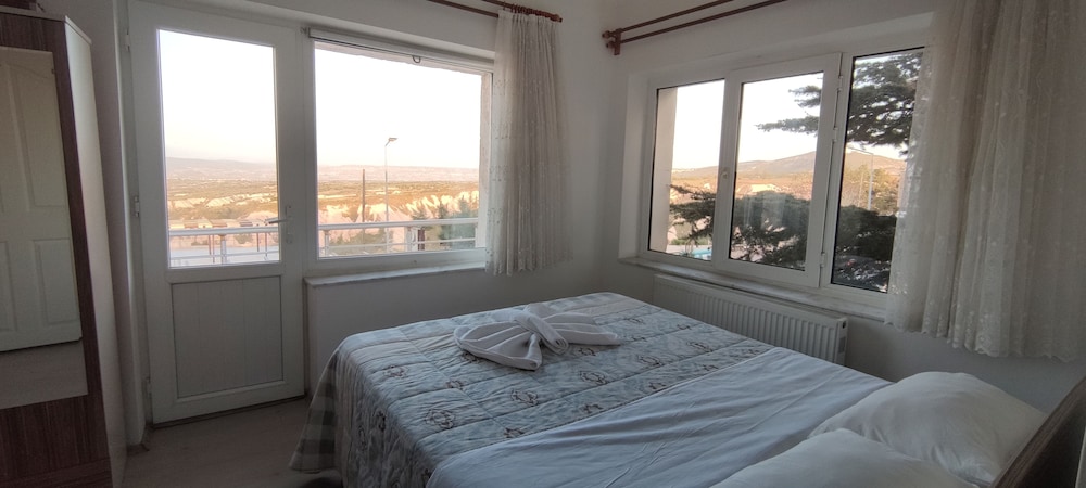 Standard Double Room, Balcony photo 1