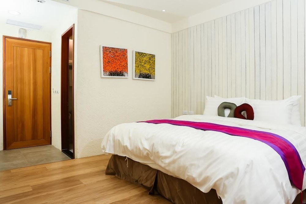 Quadruple Room - Photo 1