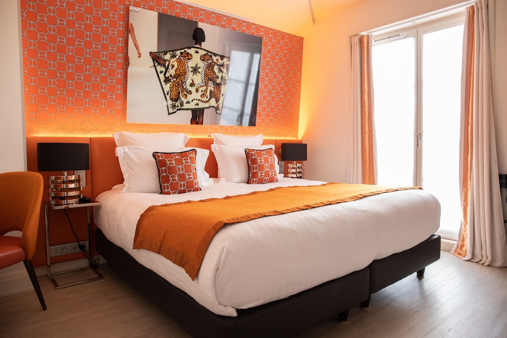 Executive Room photo 1