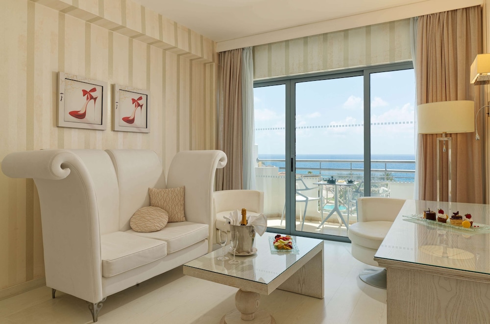 Executive Suite, Sea View photo 3