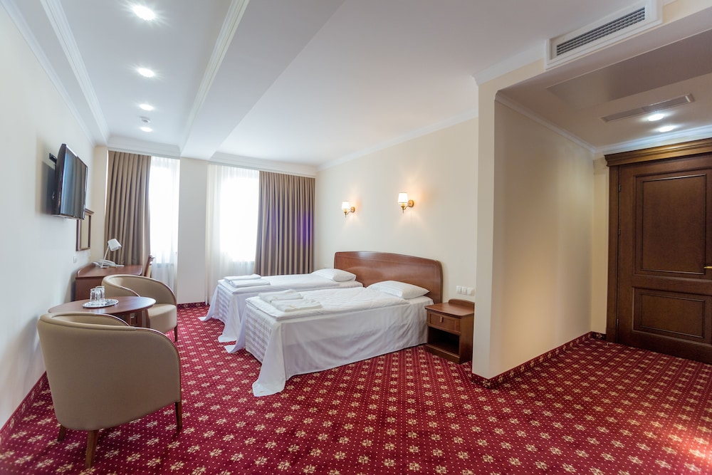 Deluxe Double or Twin Room photo 1