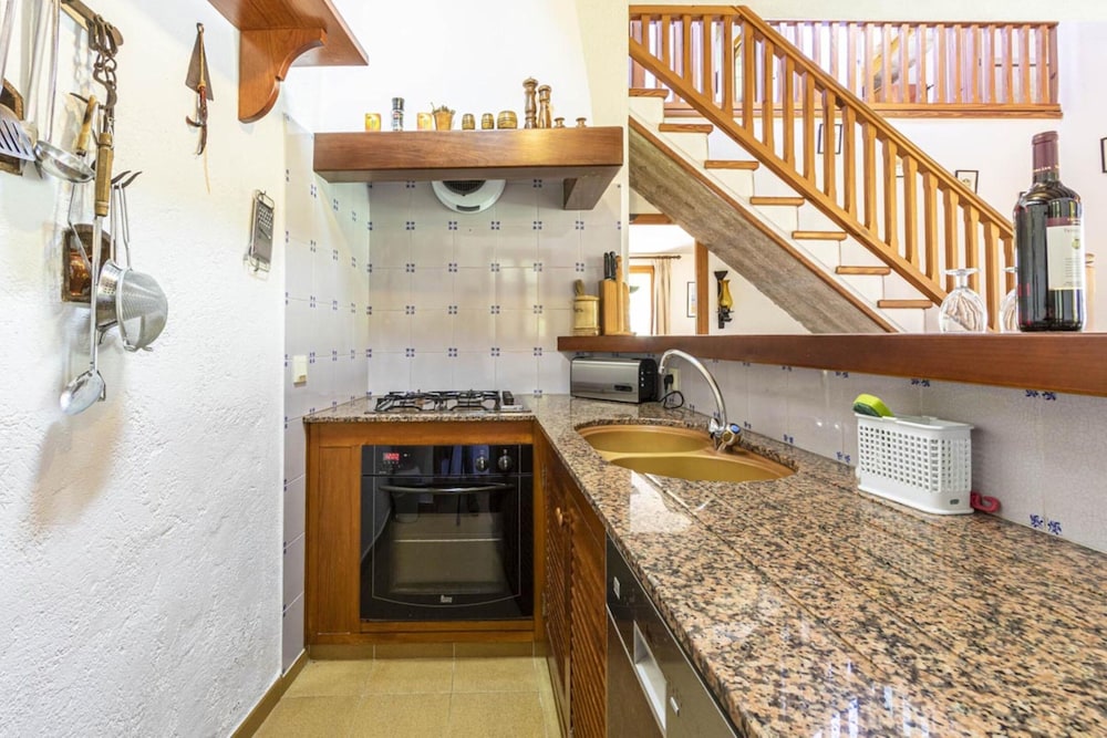 Family Villa, 2 Bedrooms, Pool View photo 2