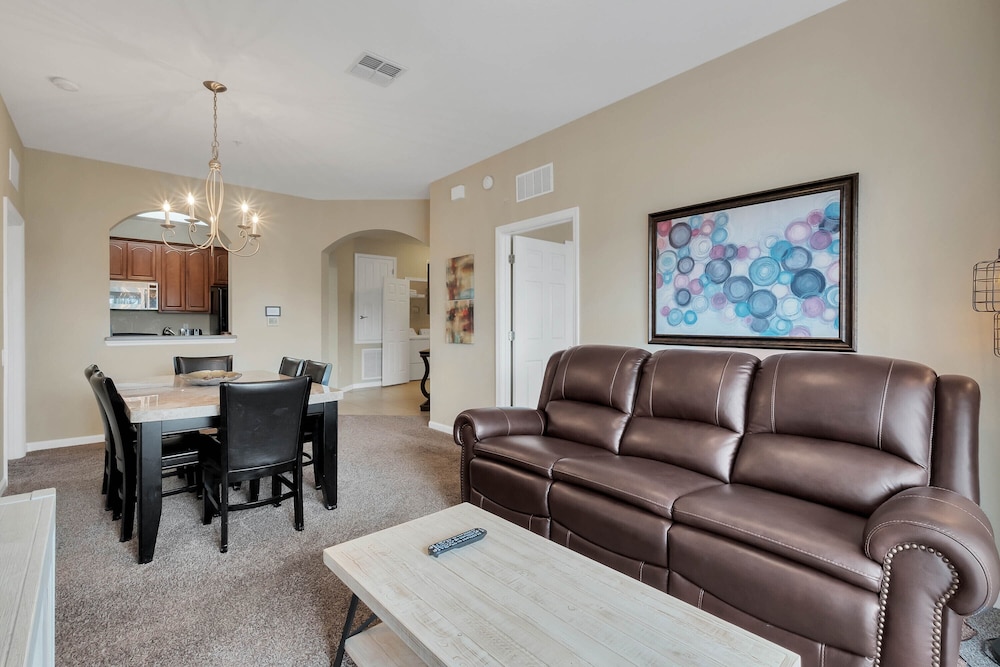 Deluxe Apartment, 3 Bedrooms, Kitchen