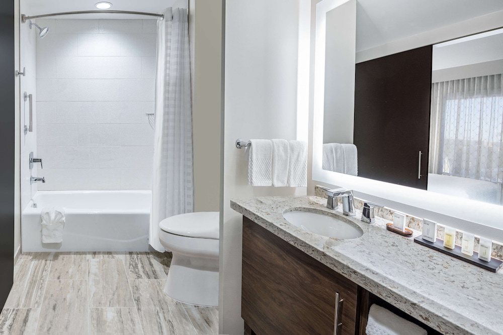 Suite, 2 Queen Beds