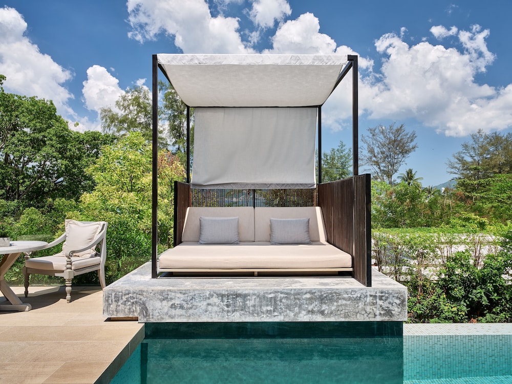 Partial Ocean View Pool Villa King photo 2
