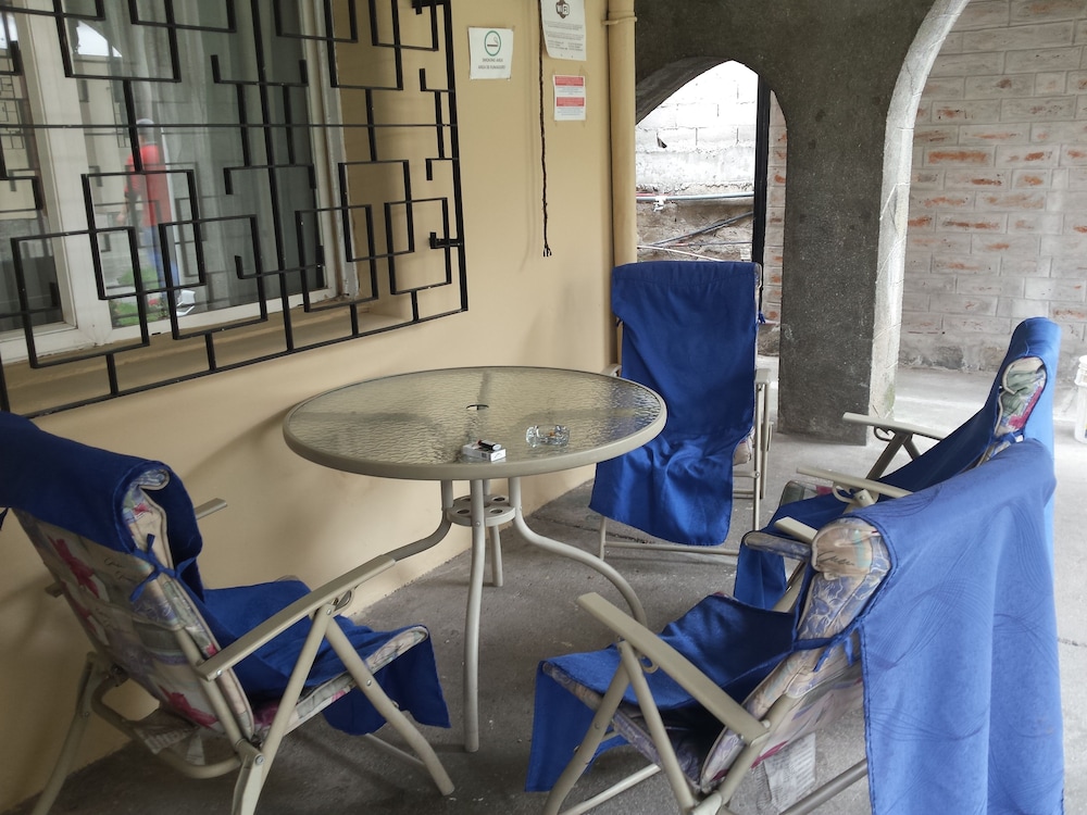 Economy Single Room, 1 Twin Bed, Ensuite, Garden View photo 3
