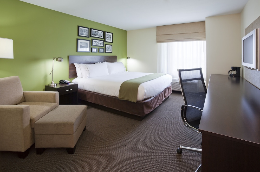 Standard Room, 1 King Bed (Walk in Shower) - Photo 1