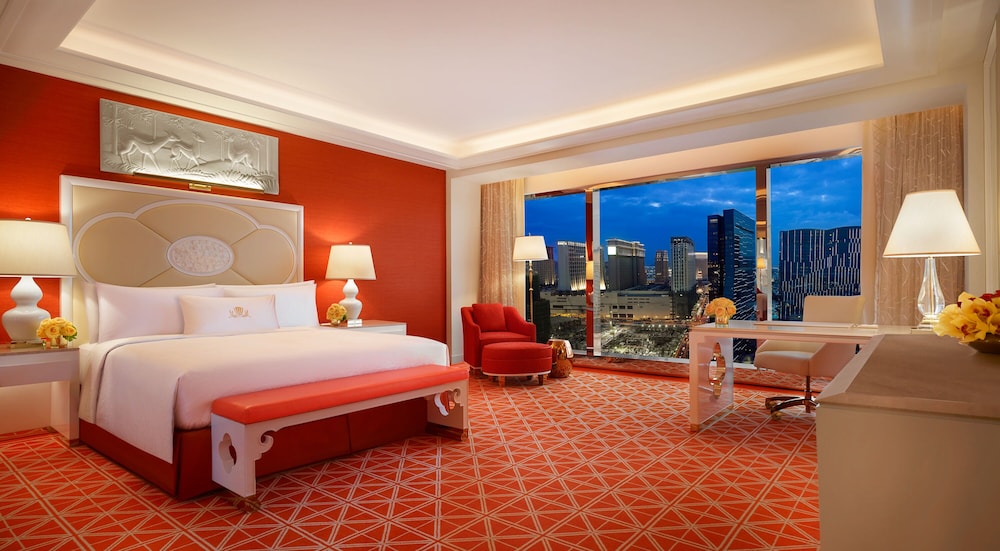 Palace King Room photo 3