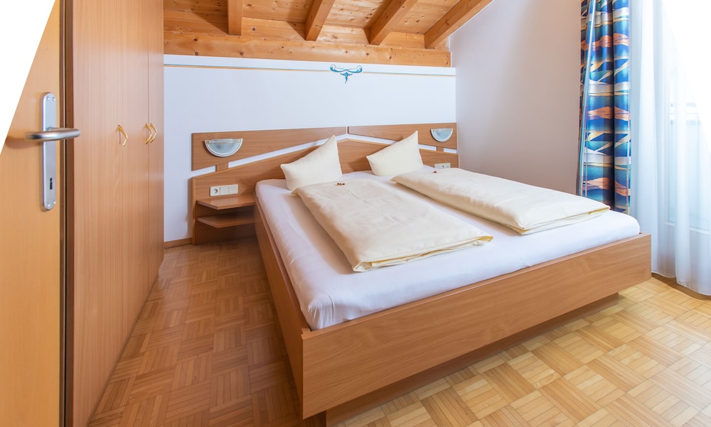 Comfort Apartment, 1 Bedroom, Balcony, Mountain View