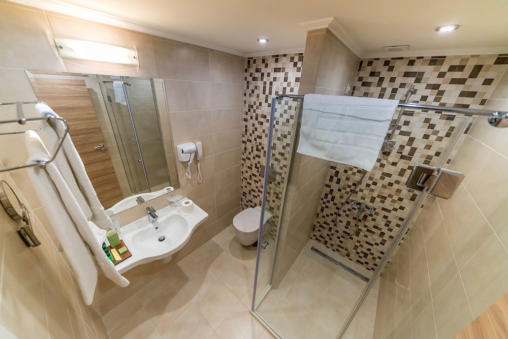 Standard Room (Free room upgrade upon availability) - Photo 5