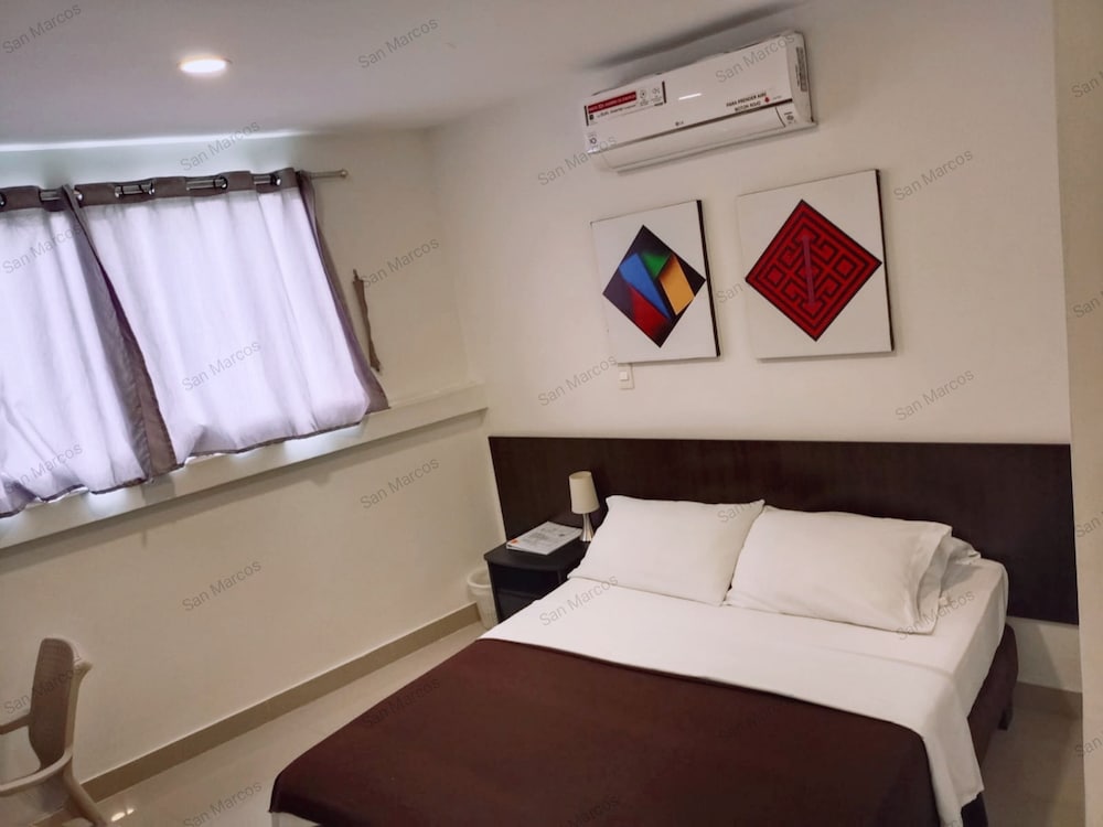 Basic Room, 1 Bedroom, Ensuite, Tower photo 1