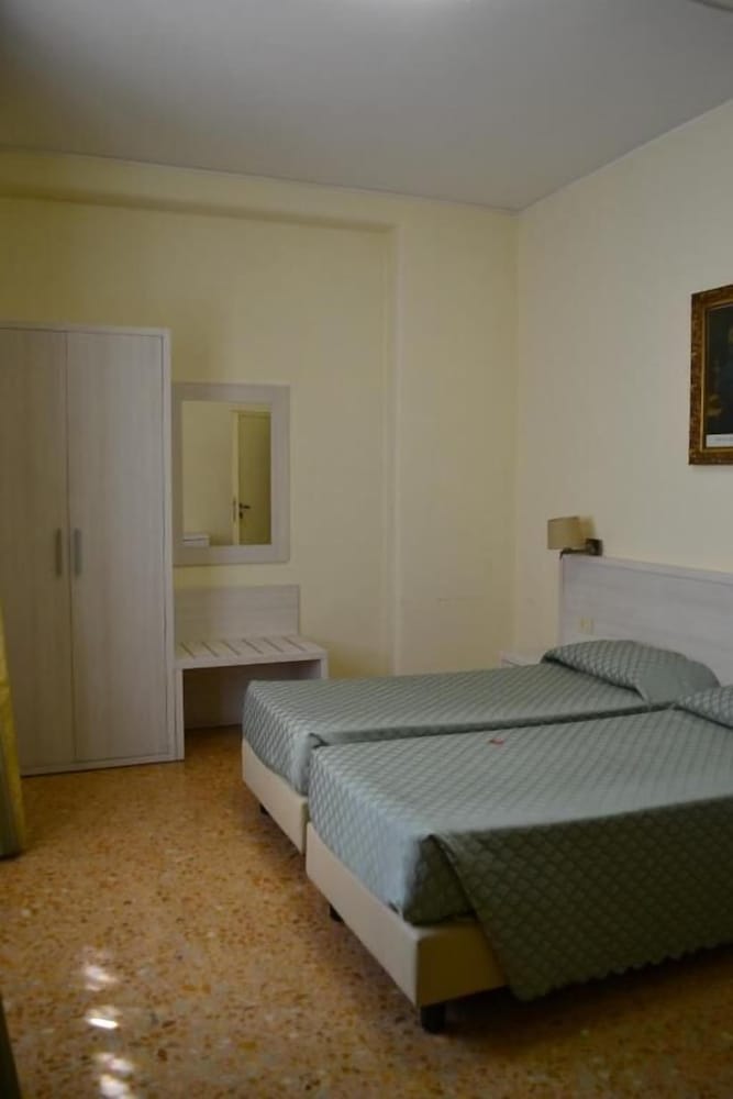 Standard Double or Twin Room, Terrace