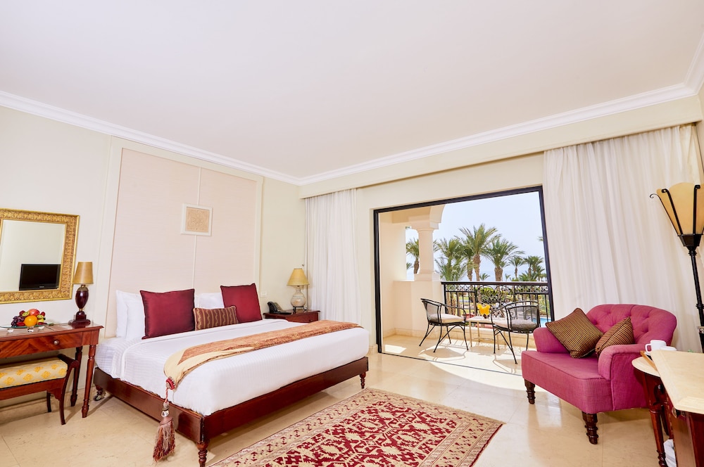 Deluxe Triple Room, Garden View - Photo 3