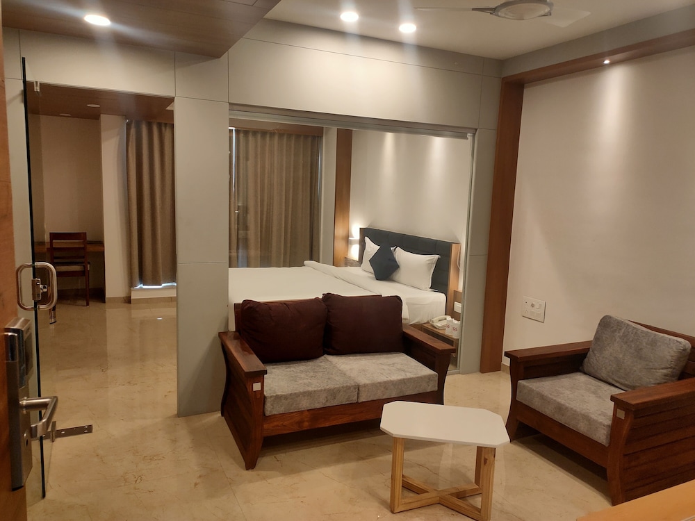 King Suite Room photo 3