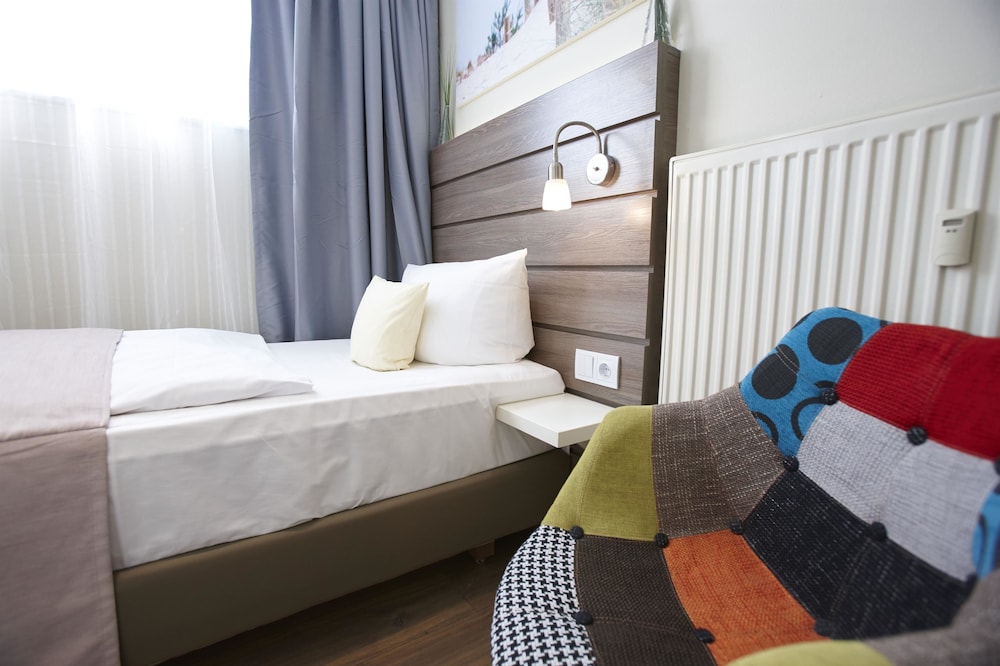 Comfort Room, 1 Twin Bed