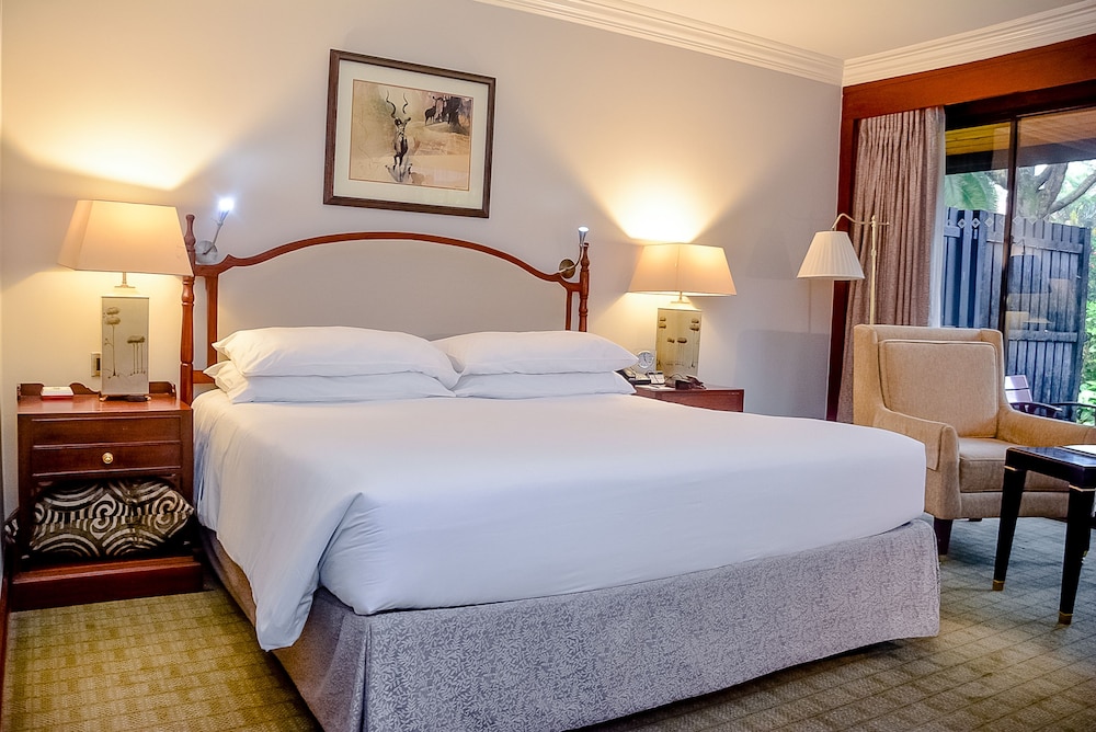 Deluxe Suite, 1 King Bed