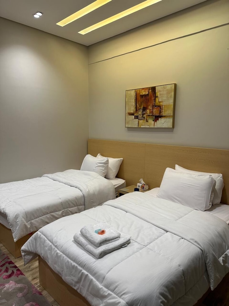 Economy Studio, 2 Twin Beds photo 1