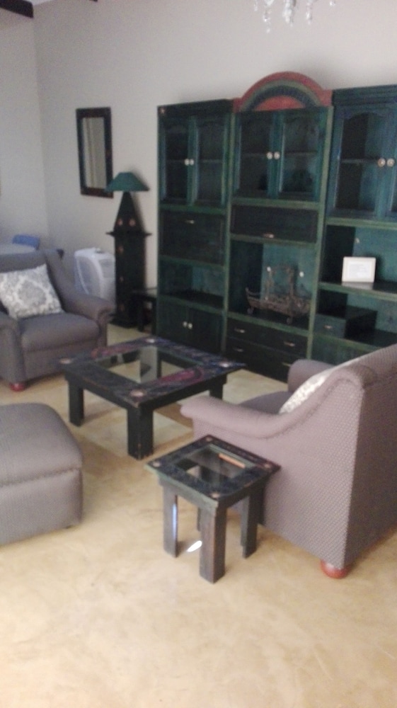 Room (7) photo 1