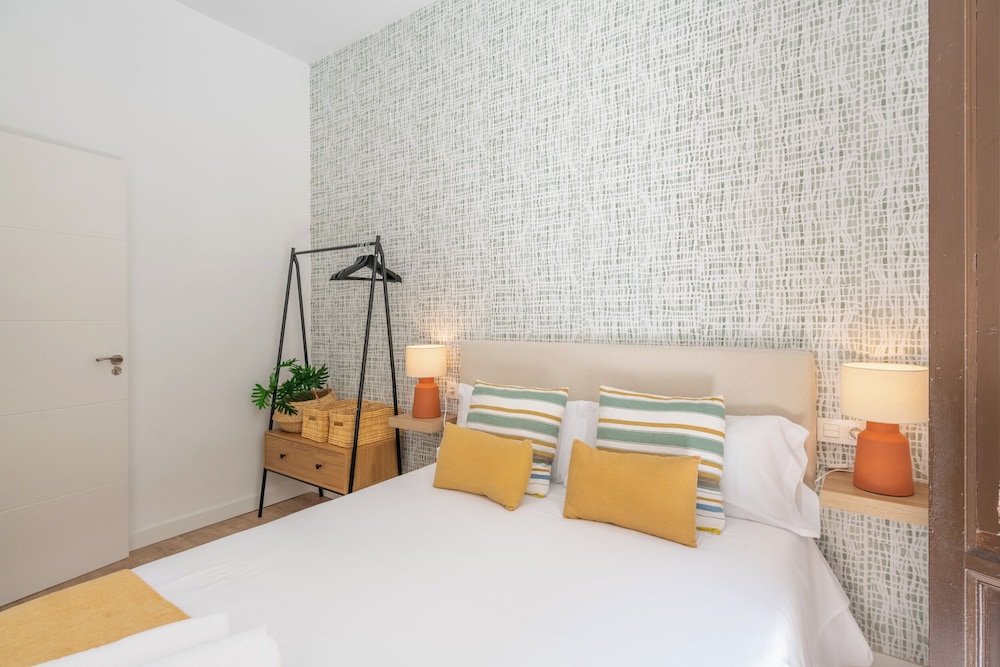 Deluxe Apartment, 2 Bedrooms, City View
