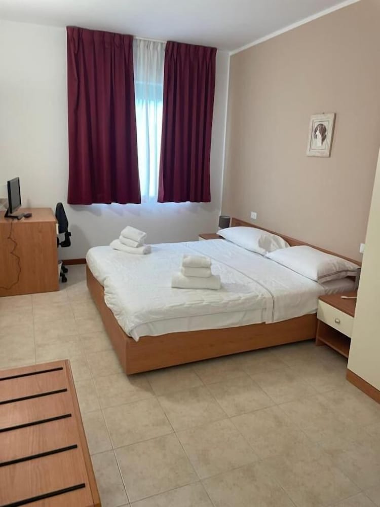 Classic Double or Twin Room