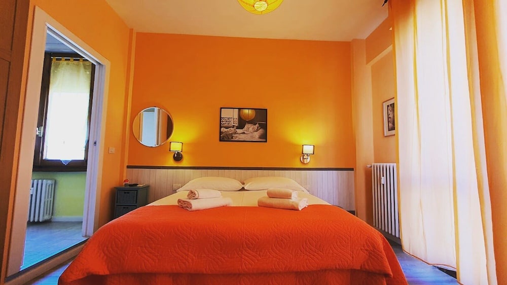 Romantic Suite, Ensuite photo 1