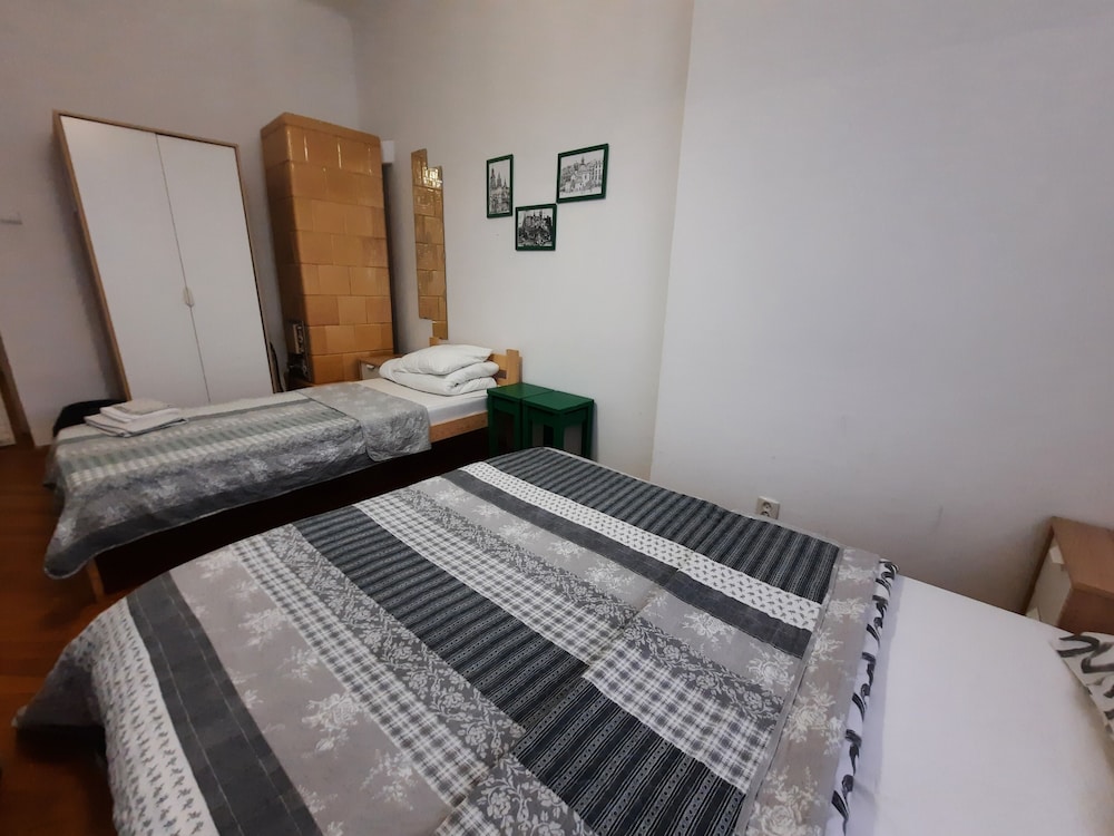 Family Quadruple Room, Multiple Beds photo 1