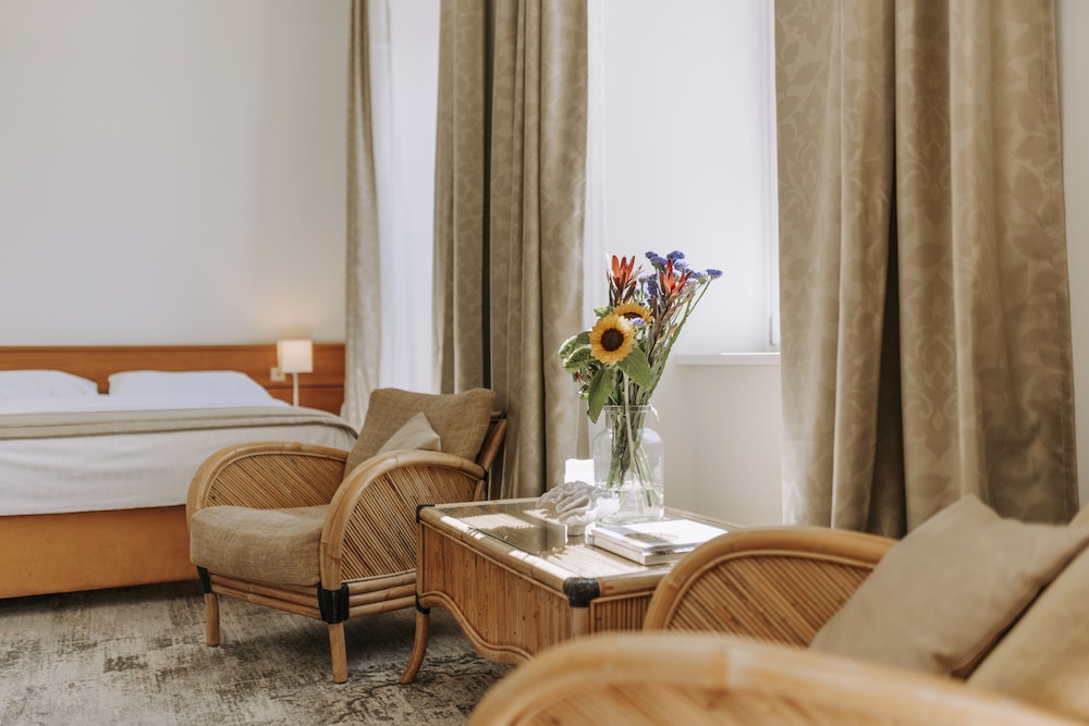 Junior Suite with Sea View and Balcony photo 3