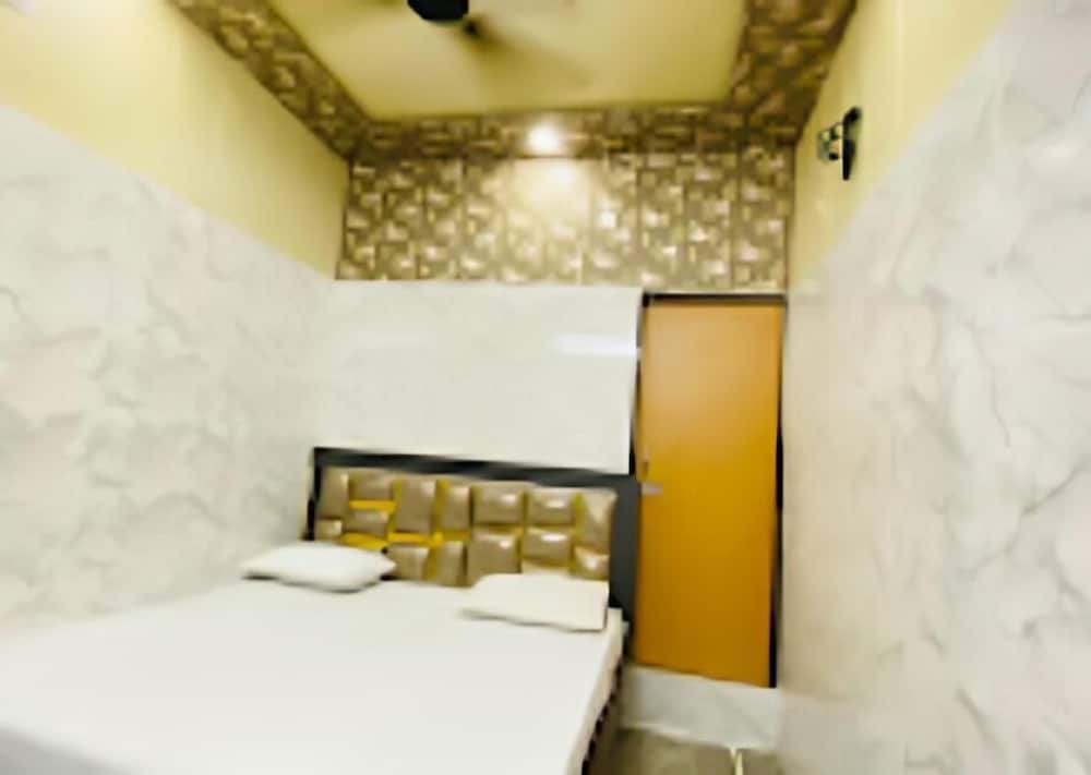 Deluxe Double Room, City View photo 2