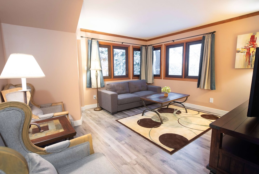 Room, Multiple Beds, Non Smoking - Photo 1
