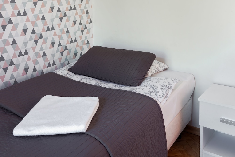 Single Room, Shared Bathroom