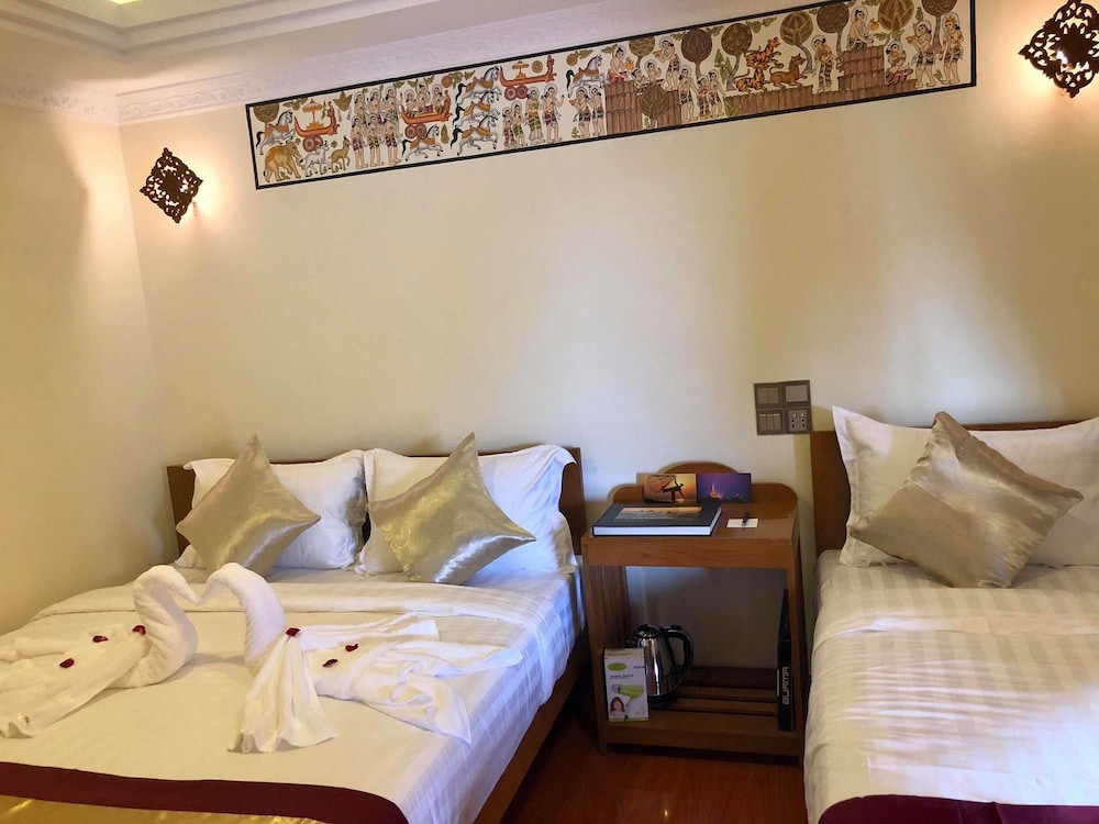 Superior Triple Room