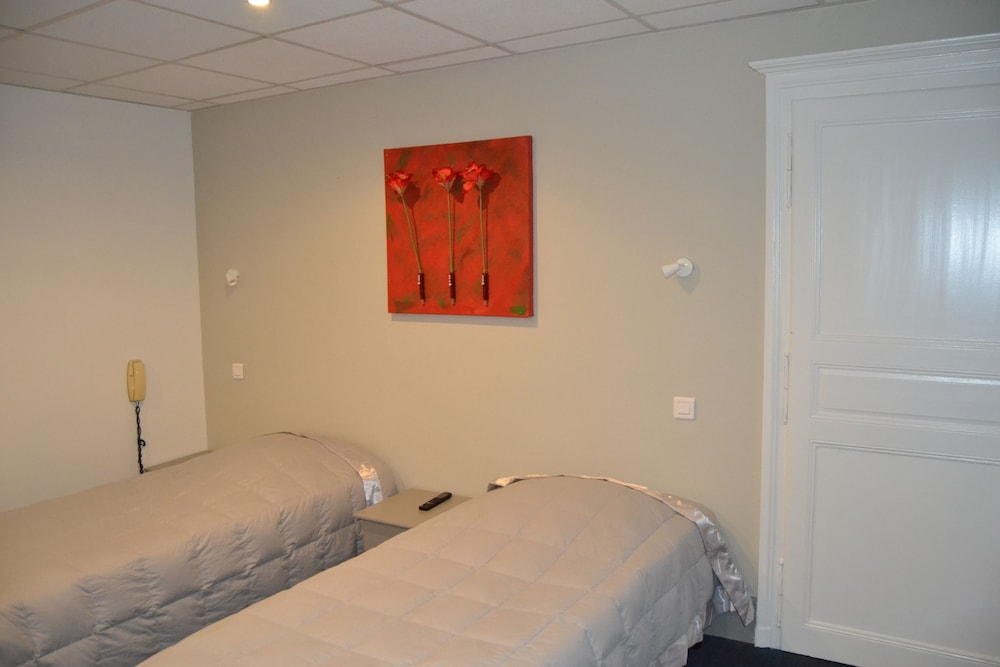 Standard Twin Room photo 1