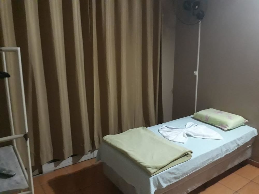 Triple Room, 3 Twin Beds photo 1