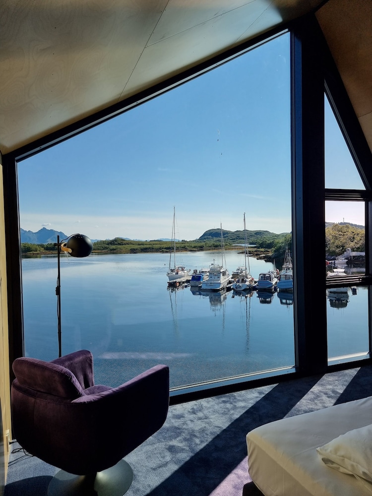 Deluxe Double Room - Photo 9
