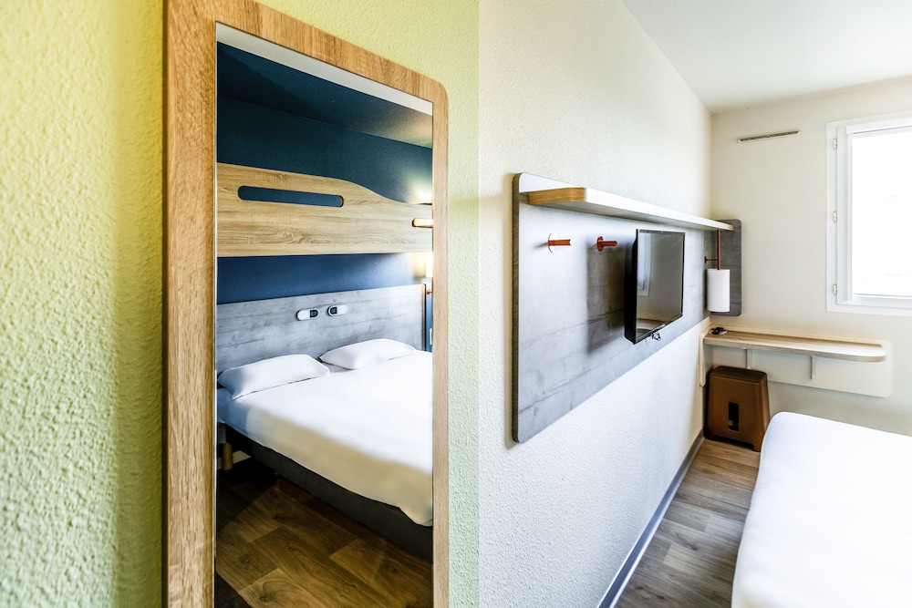 Triple Room, Multiple Beds - Photo 5