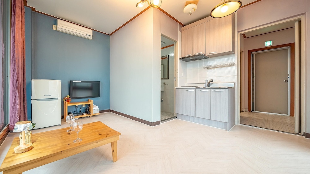 Basic Room, 1 Bedroom (501) photo 1