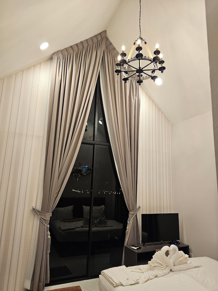 Deluxe Triple Room - Photo 7