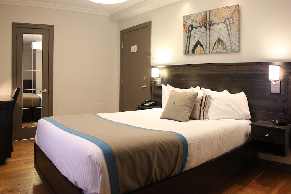 Classic Room, 1 Queen Bed photo 3