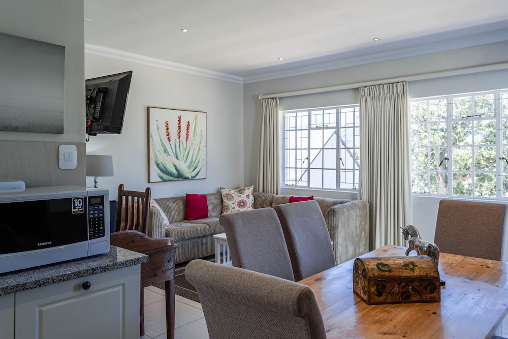 Vineyard Cottage 10
