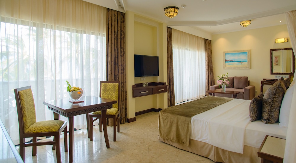 Studio Suite - Photo 7