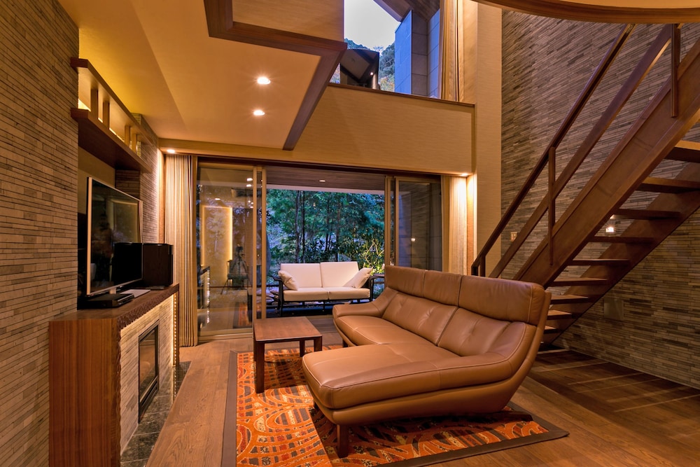 Villa Suite Maisonette with Open-Air Onsen (Riverside) photo 3