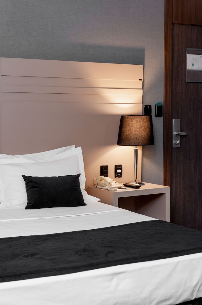 Premium Double Room - Photo 3